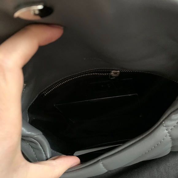 Saint Laurent monogram mini LouLou puffer shoulder crossbody bag - Picture 8 of 9